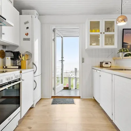 Amazing In With Kitchen Feriehus