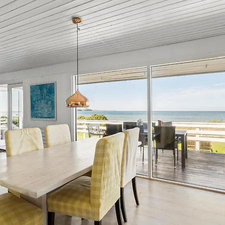 Amazing In With Kitchen Feriehus *