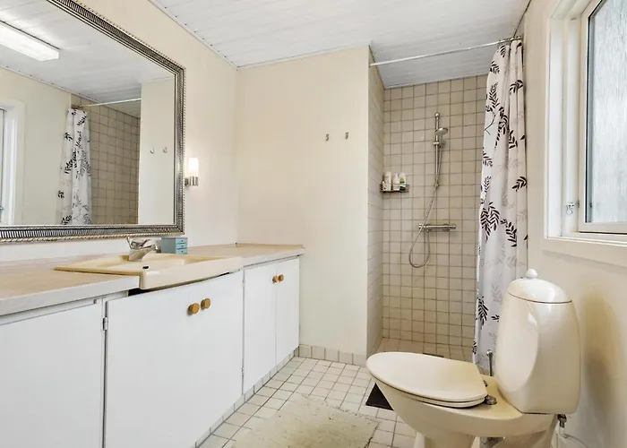 Amazing In With Kitchen Vakantiehuis Føllenslev